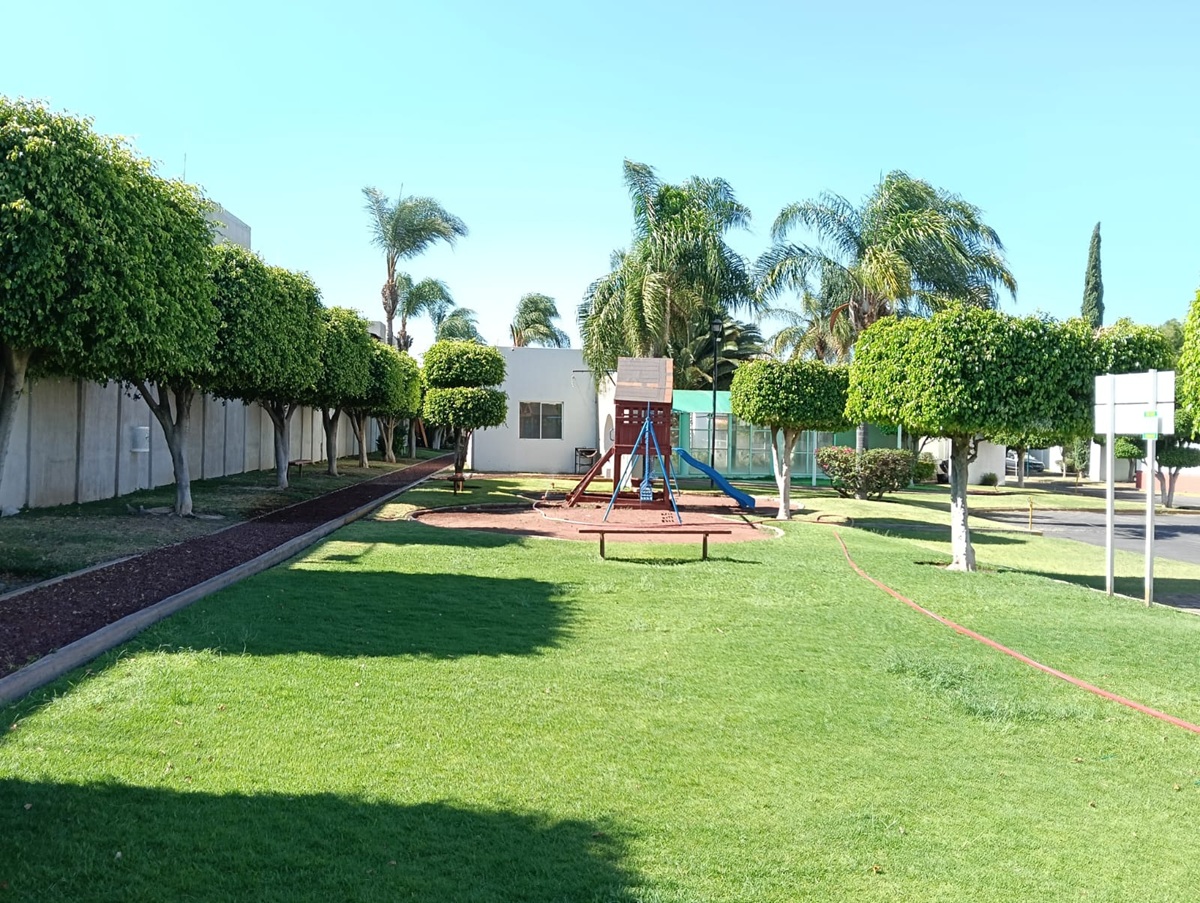 CASA EN RENTA EN STA. MARGARITA en SANTA MARGARITA RESIDENCIAL, Zapopan - foto 15 de 16