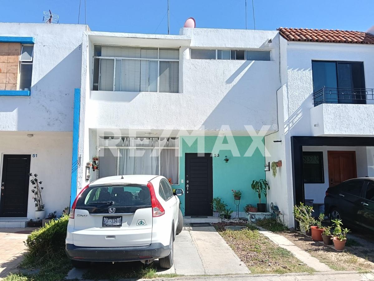 CASA EN RENTA EN STA. MARGARITA