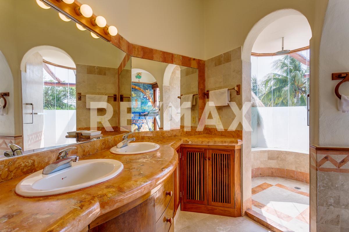 Home for sale in Playa del Carmen