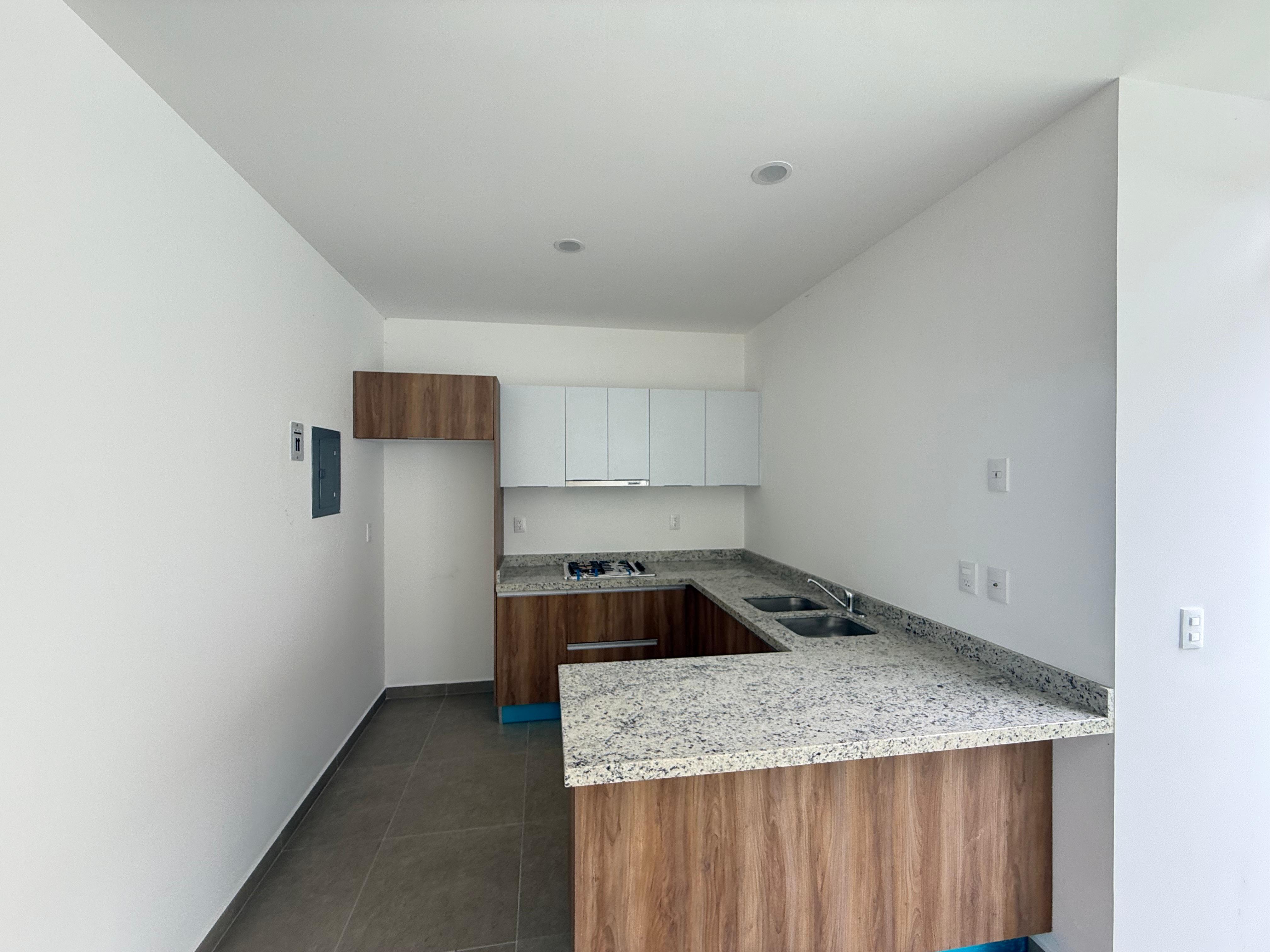 CASA EN VENTA EN ALBAZUR TLAJOMULCO en ARBOLADA BOSQUES DE SANTA ANITA, Tlajomulco de Zúñiga - foto 7 de 31
