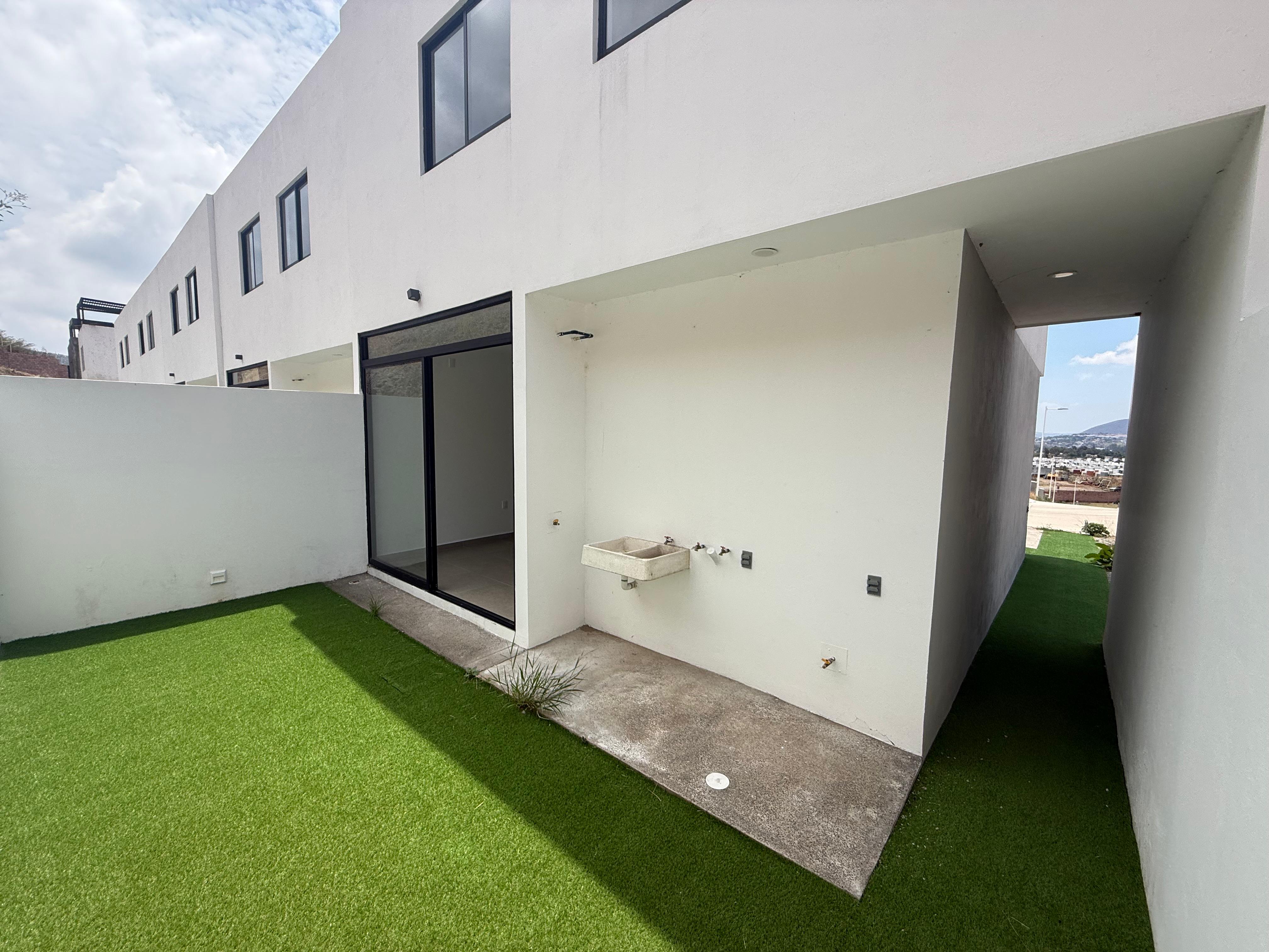 CASA EN VENTA EN ALBAZUR TLAJOMULCO en ARBOLADA BOSQUES DE SANTA ANITA, Tlajomulco de Zúñiga - foto 9 de 31