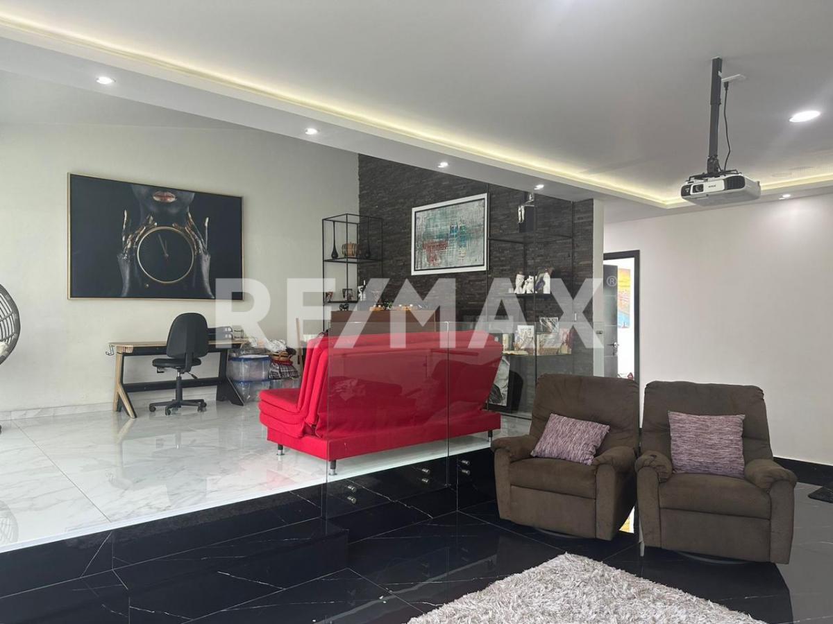Casa en Venta en San Agustin en Jade, Tlajomulco de Zúñiga - foto 17 de 25