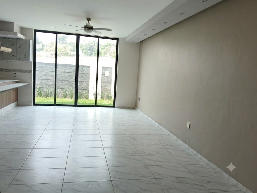 CASA EN VENTA EN BOSQUES VALLARTA en Bosques Vallarta, Zapopan - foto 2 de 20