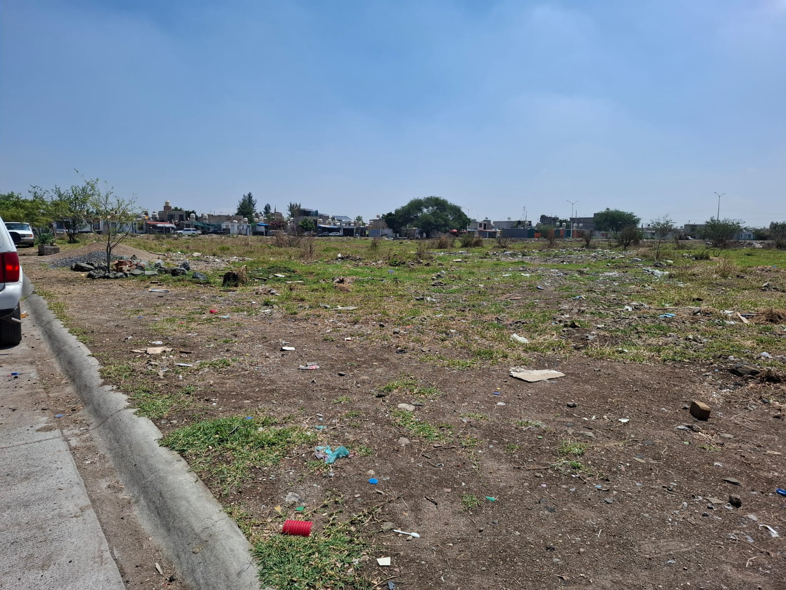 Terreno en Venta en PASEOS DEL VALLE, Tlajomulco de Zúñiga - foto 9 de 12