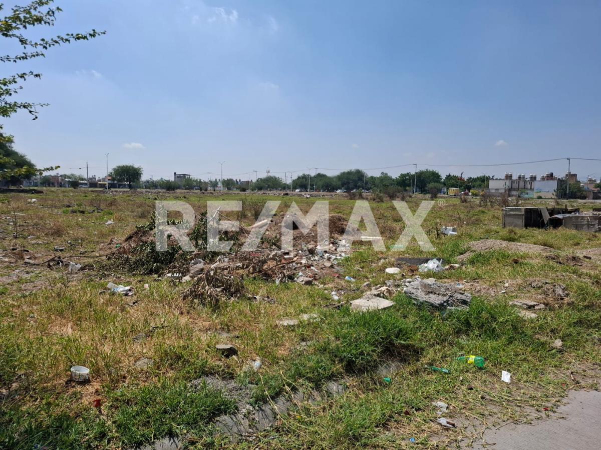 Terreno en Venta en PASEOS DEL VALLE, Tlajomulco de Zúñiga - foto 7 de 12
