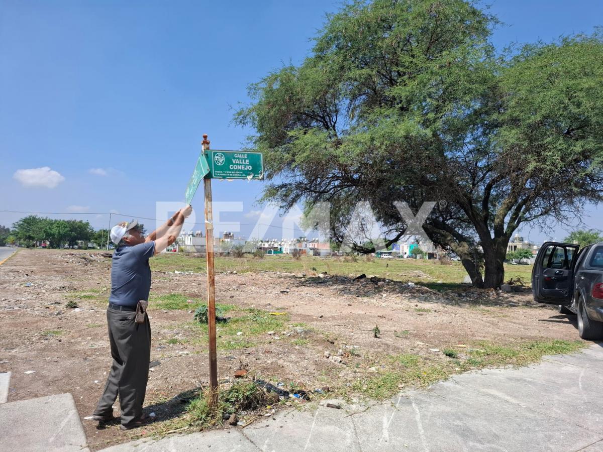 Terreno en Venta en PASEOS DEL VALLE, Tlajomulco de Zúñiga - foto 12 de 12
