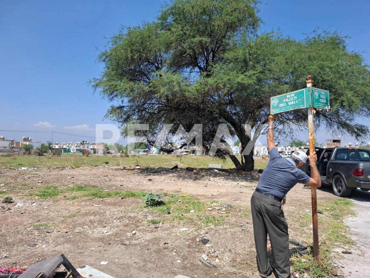 Terreno en Venta en PASEOS DEL VALLE, Tlajomulco de Zúñiga - foto 11 de 12