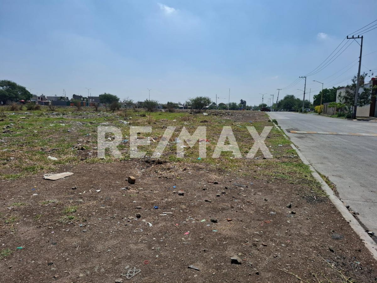 Terreno en Venta en PASEOS DEL VALLE, Tlajomulco de Zúñiga - foto 10 de 12