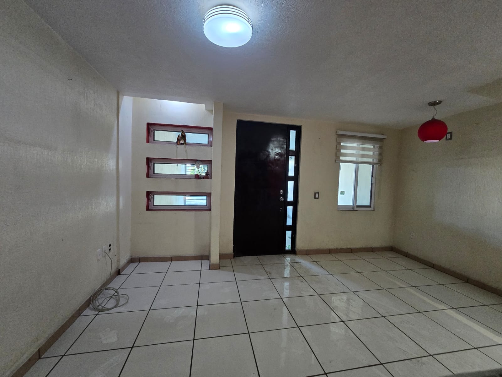 CASA EN VENTA TLAJOMULCO DE ZUÑIGA en VILLAS TERRANOVA, Tlajomulco de Zúñiga - foto 4 de 45