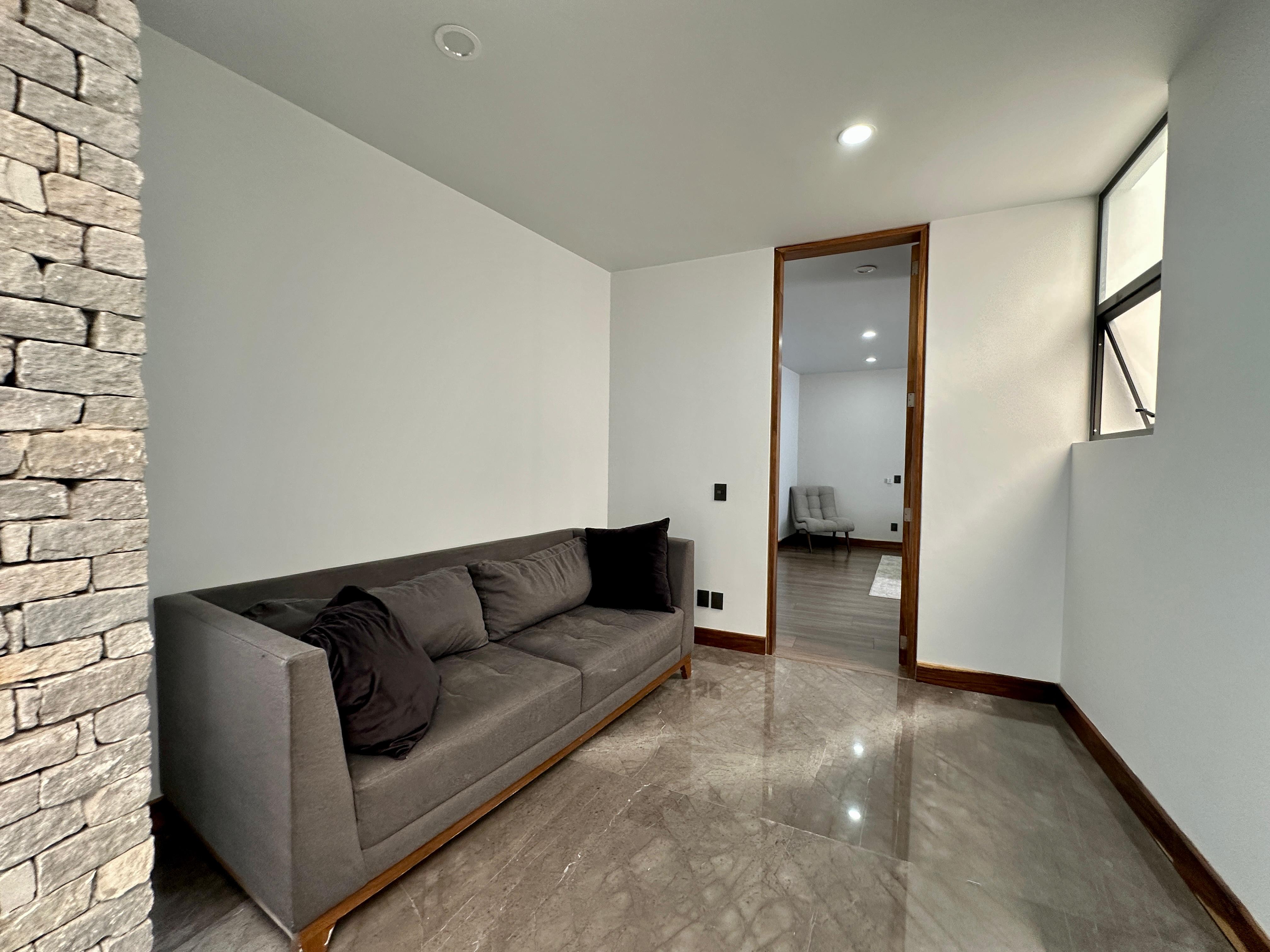 Casa en renta en Puerta del Bosque en PUERTA DE HIERRO, Zapopan - foto 16 de 24