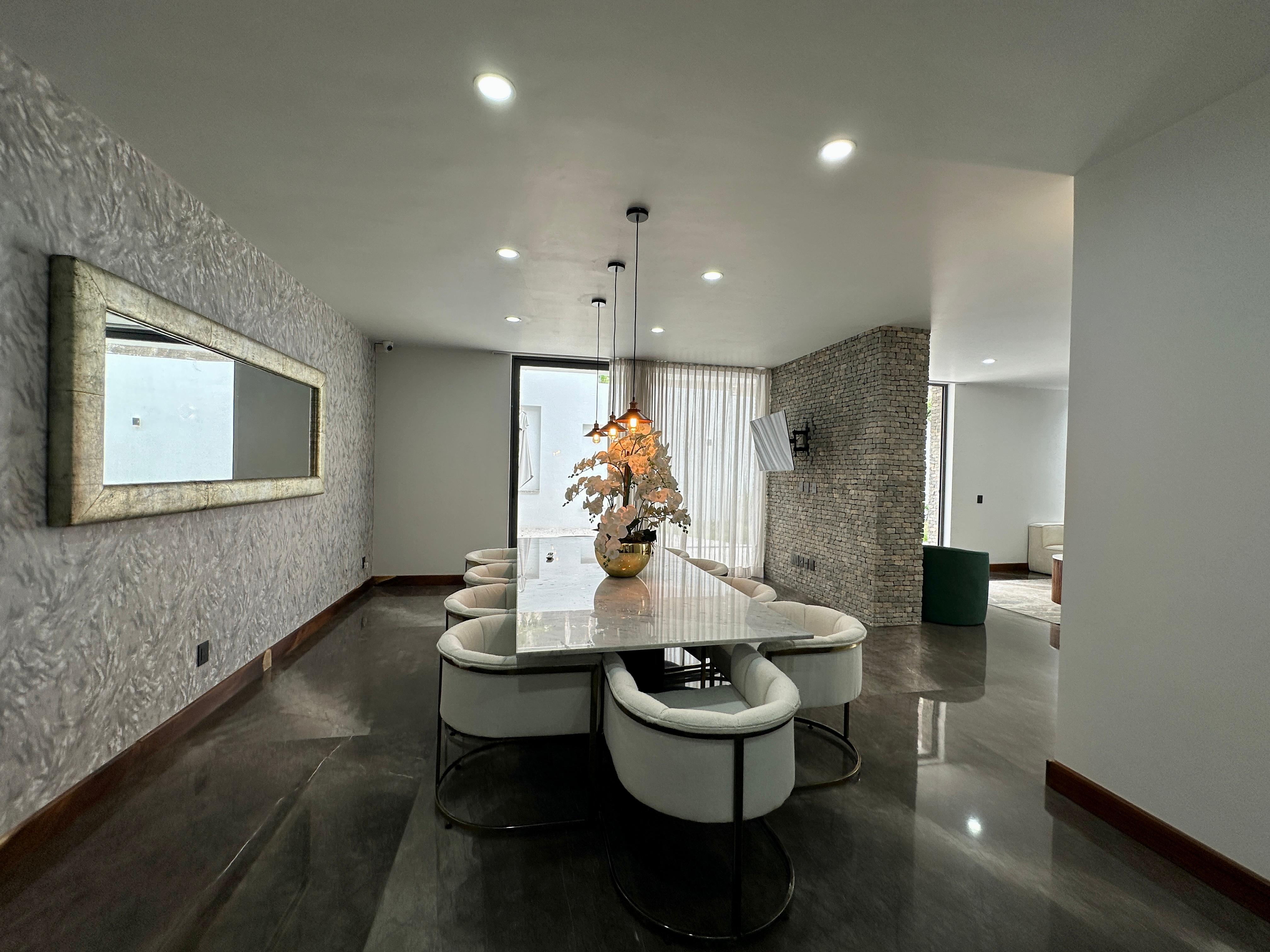 Casa en renta en Puerta del Bosque en PUERTA DE HIERRO, Zapopan - foto 6 de 24