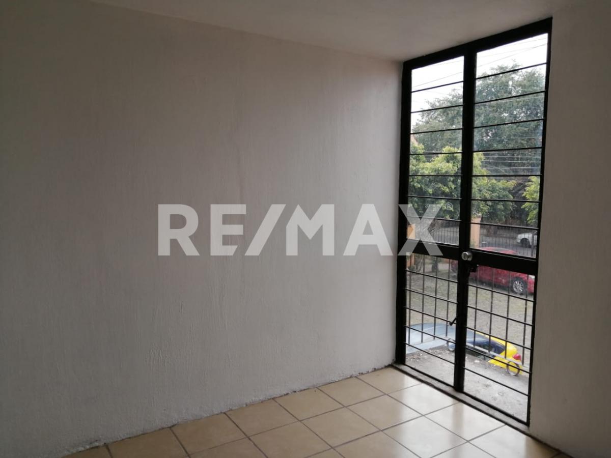 Casa en Renta en Jardines de San José, Guadalajara - foto 12 de 19