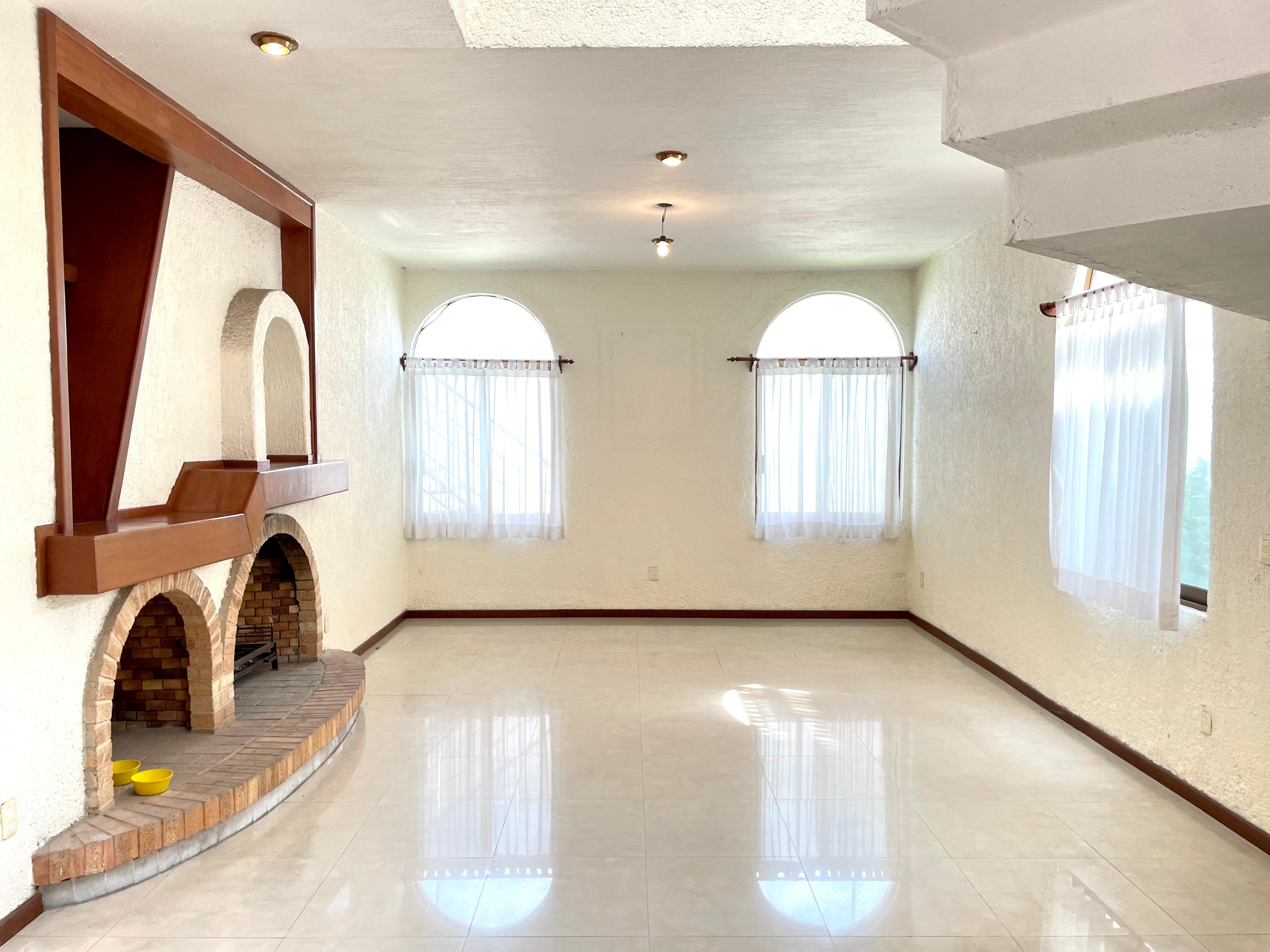 Casas en Venta en Bugambilias, Zapopan - foto 5 de 36