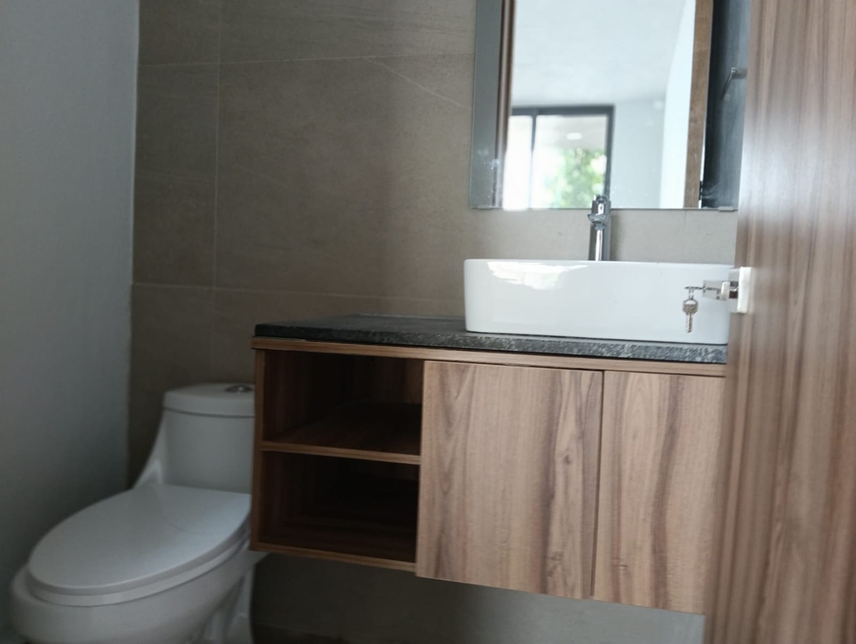 CASA EN VENTA EN BOSQUES VALLARTA en Bosques Vallarta, Zapopan - foto 7 de 19