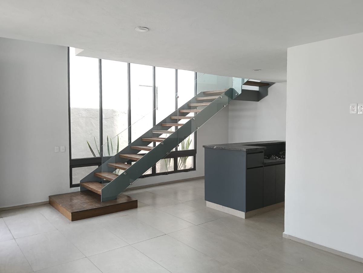 CASA EN VENTA EN BOSQUES VALLARTA en Bosques Vallarta, Zapopan - foto 8 de 19