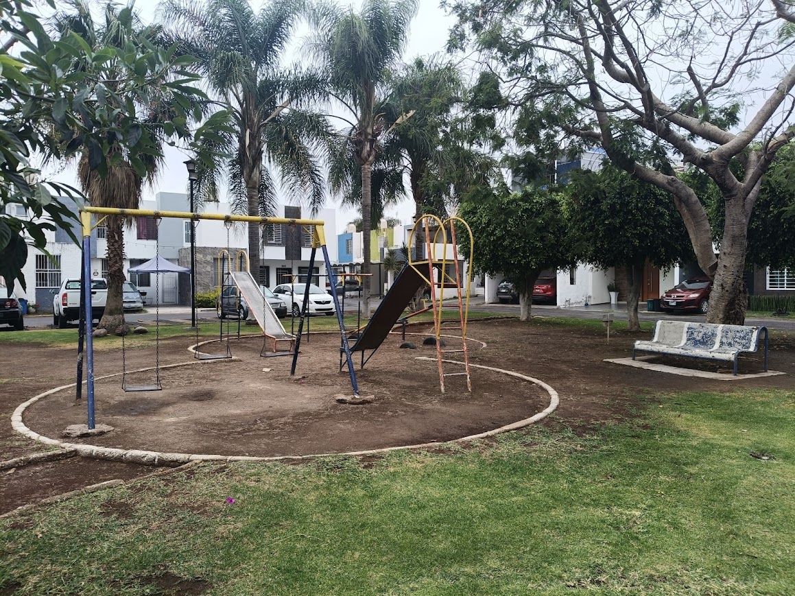 Casa en renta en Jardines del Valle en JARDINES DEL VALLE, Zapopan - foto 19 de 20