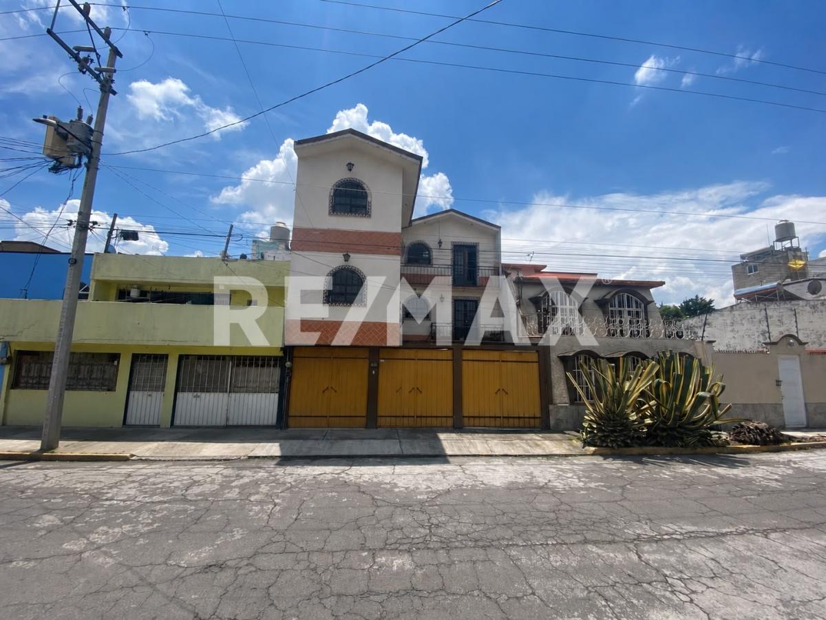 One-person Apartments for Rent in Santa Elena, San Mateo Atenco, State of Mexico.