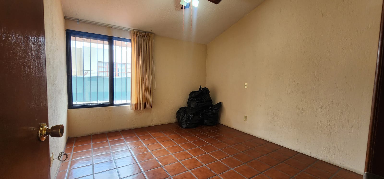 Casa en venta en Paseos del Sol con Terraza  en PASEOS DEL SOL, Zapopan - foto 32 de 40