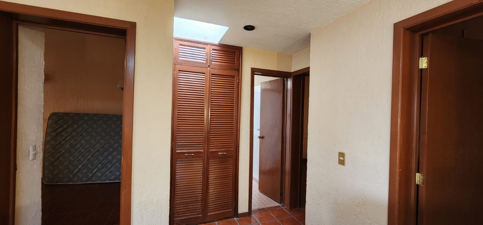 Casa en venta en Paseos del Sol con Terraza  en PASEOS DEL SOL, Zapopan - foto 24 de 40