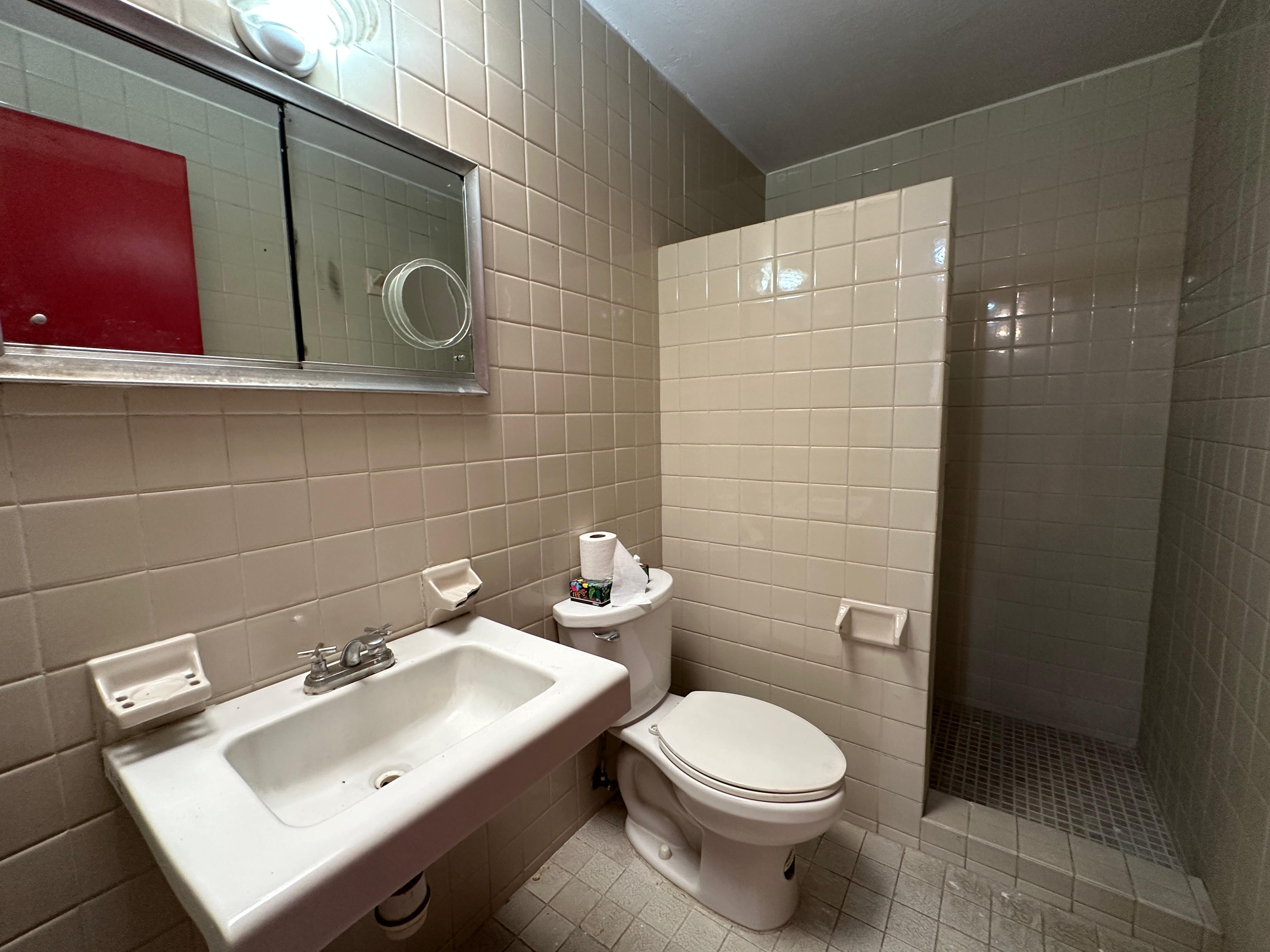 CASA EN VENTA EN JARDINES DE GUADALUPE  en JARDINES DE GUADALUPE, Zapopan - foto 28 de 31