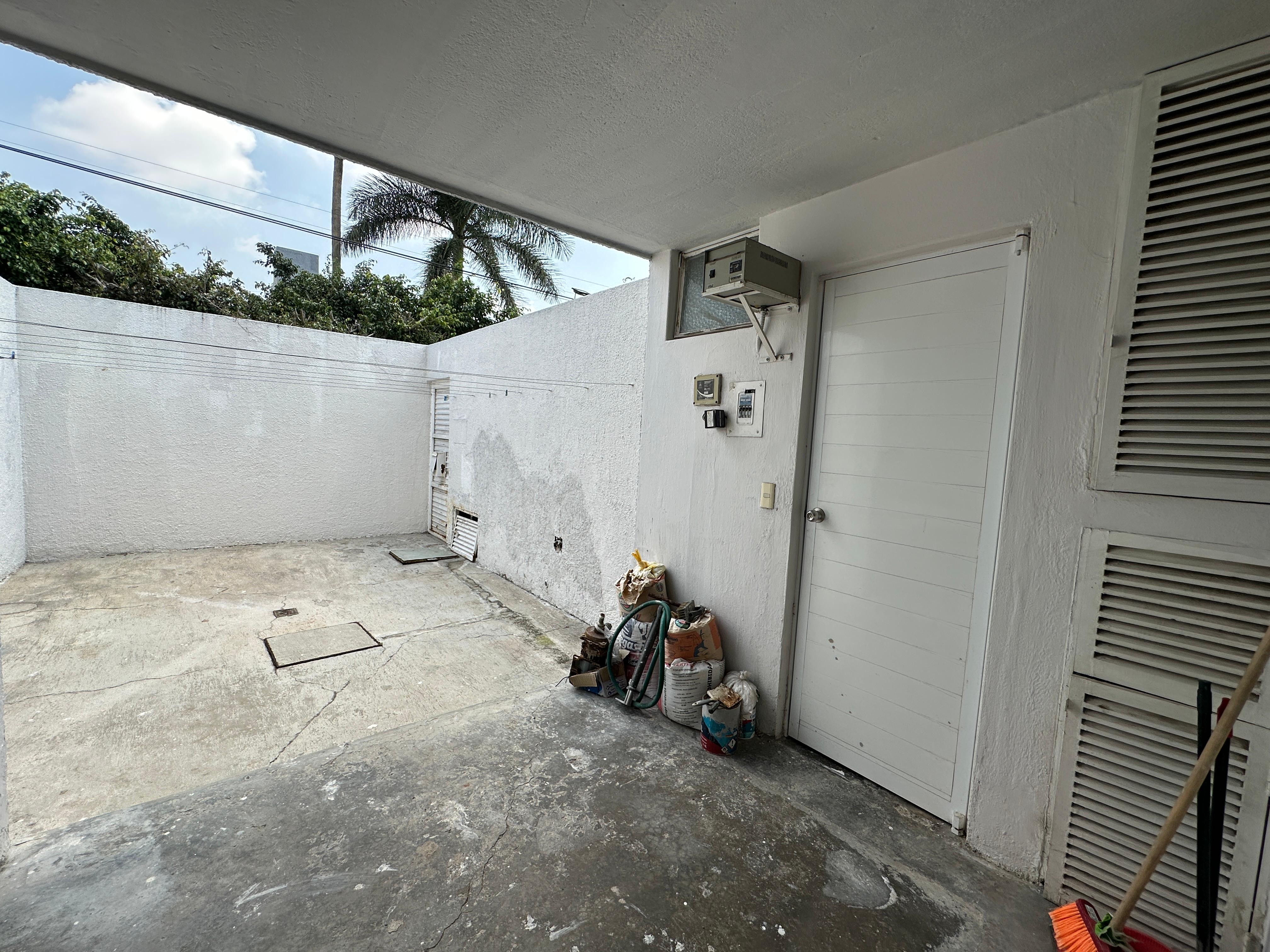 CASA EN VENTA EN JARDINES DE GUADALUPE  en JARDINES DE GUADALUPE, Zapopan - foto 13 de 31