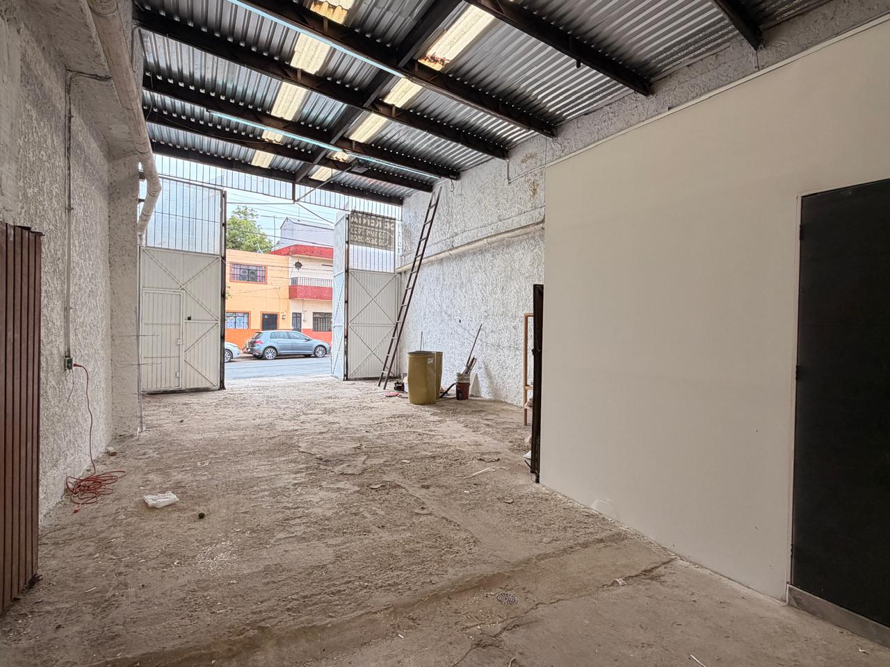 Bodega en renta con ubicación estratégica en Oblatos en OBLATOS, Guadalajara - foto 6 de 19