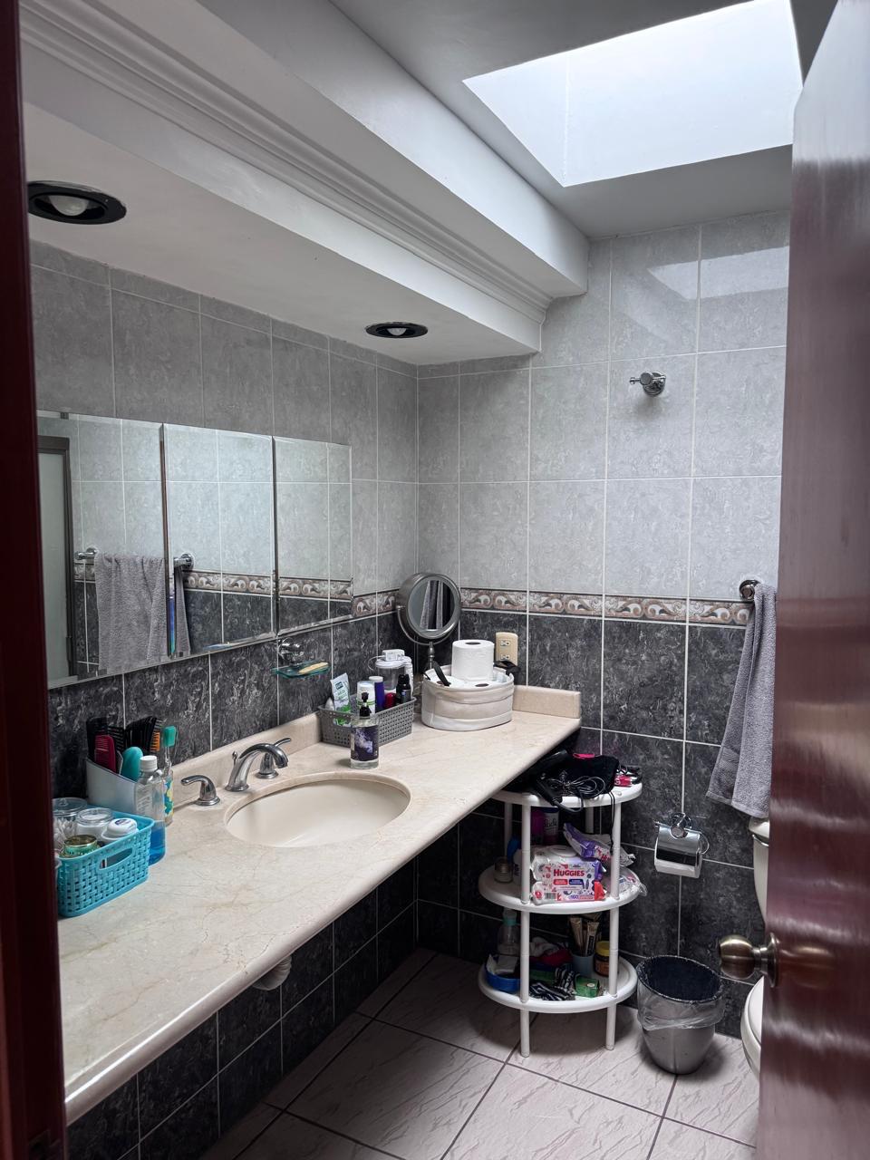 Casa en Venta  en LOS ROBLES, Zapopan - foto 5 de 26