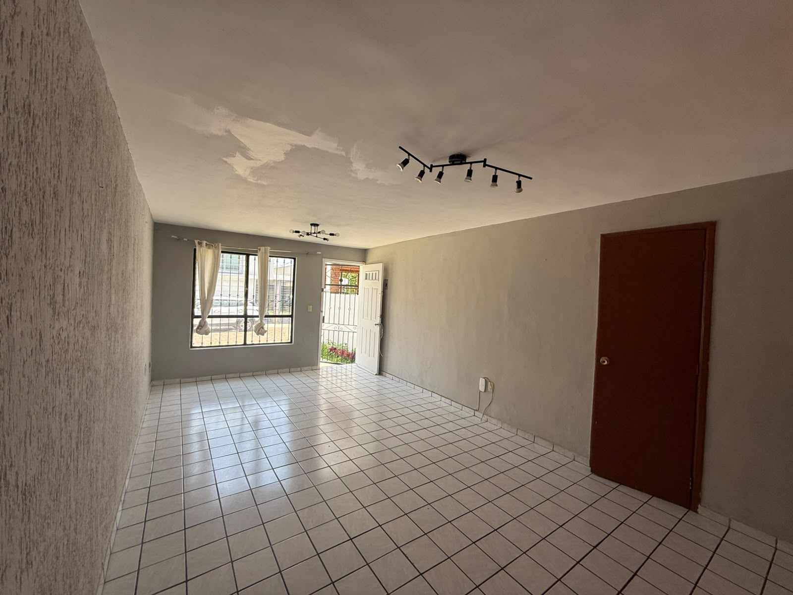 Casa en Renta en Ciudad Tepeyac, Zapopan - foto 7 de 21