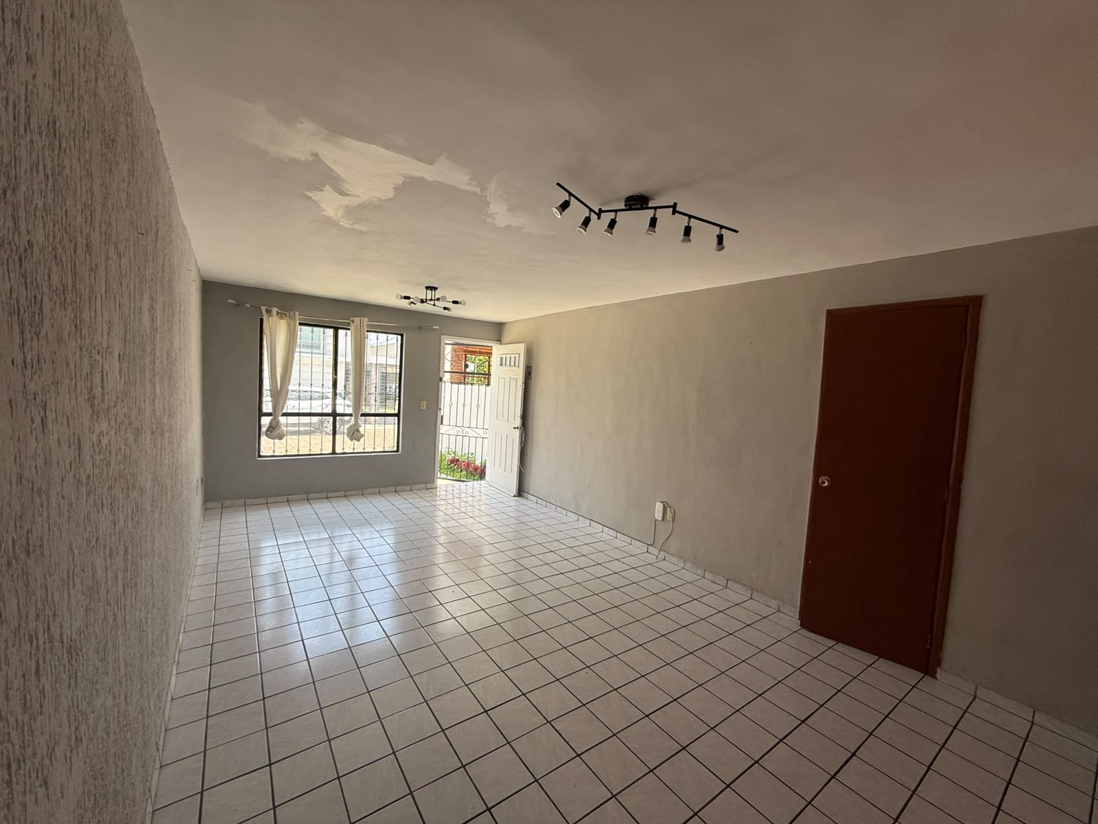 Casa en Renta en Ciudad Tepeyac, Zapopan - foto 5 de 21
