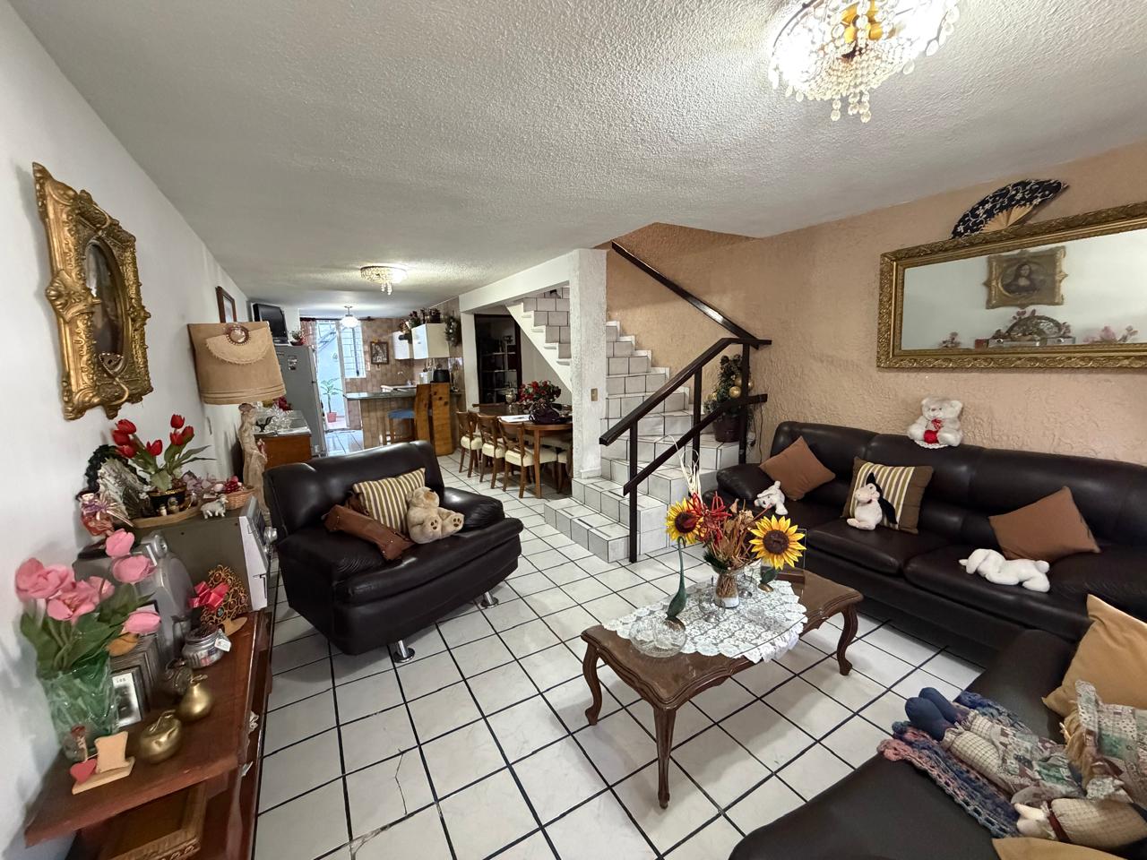 CASA EN VENTA PASEOS DEL SOL  en PASEOS DEL SOL, Zapopan - foto 2 de 30