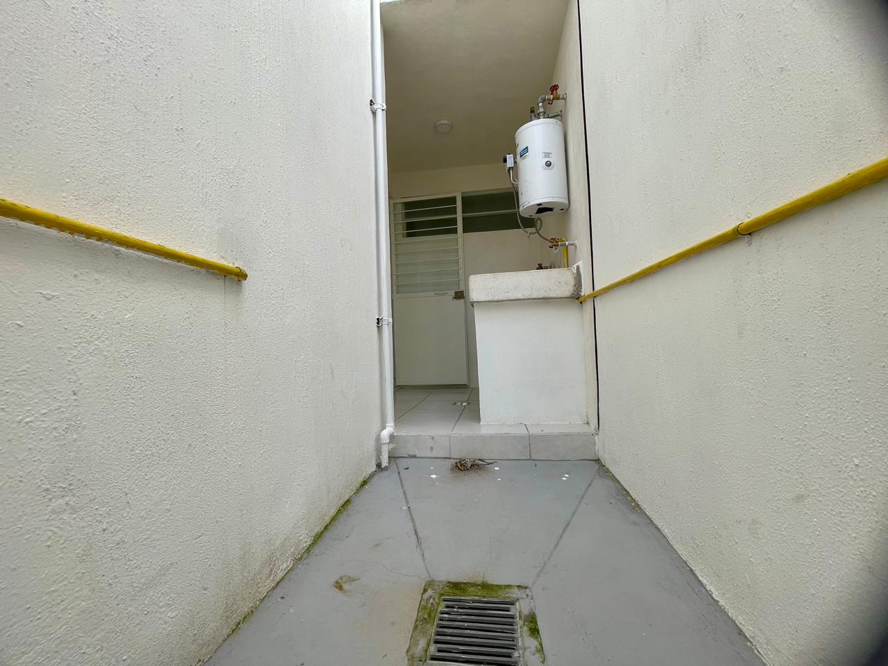 DEPARTAMENTO EN RENTA EN PLANTA BAJA EN BOSQUE DE LOS PARQUES en VILLA FONTANA, San Pedro Tlaquepaque - foto 6 de 15