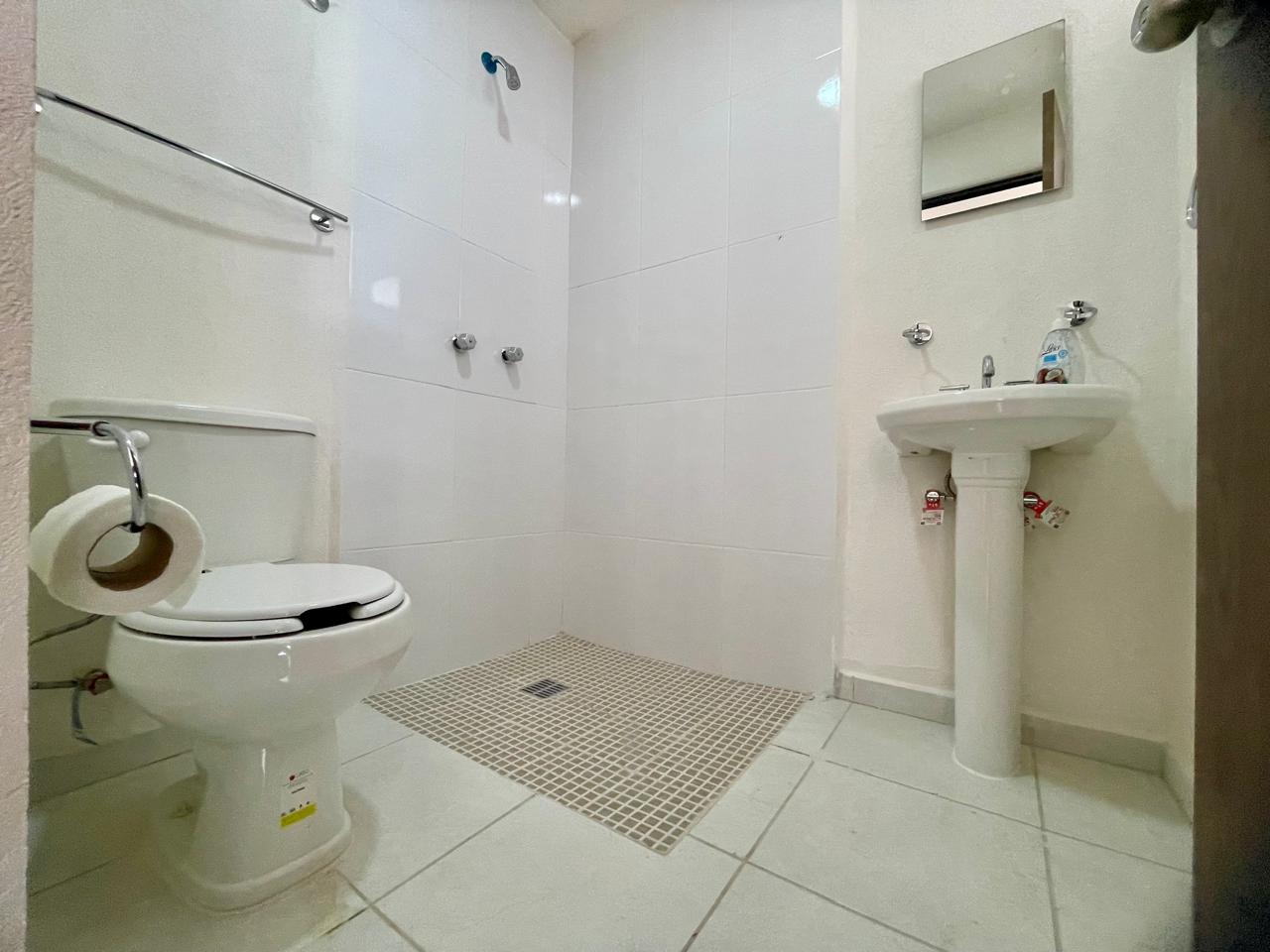 DEPARTAMENTO EN RENTA EN PLANTA BAJA EN BOSQUE DE LOS PARQUES en VILLA FONTANA, San Pedro Tlaquepaque - foto 11 de 15