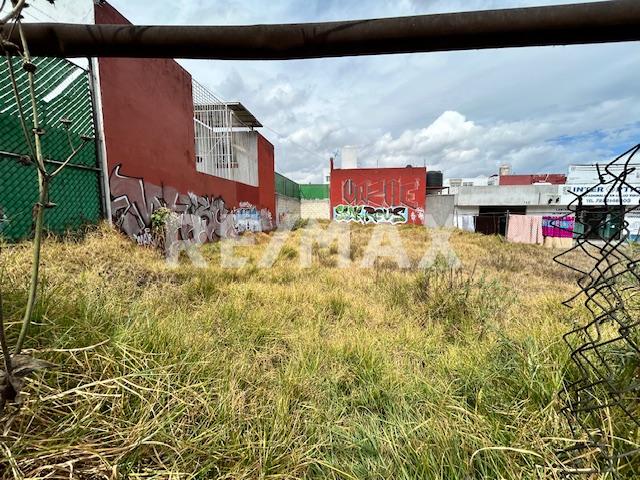 Terreno de uso de suelo mixto en venta – Av. Tollocan, Santa María Totoltepec, T