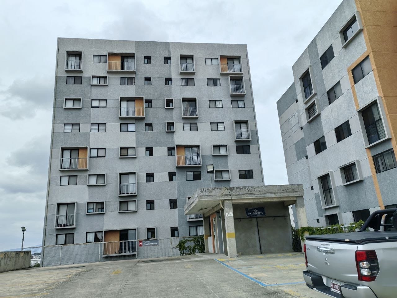 DEPARTAMENTO EN RENTA 