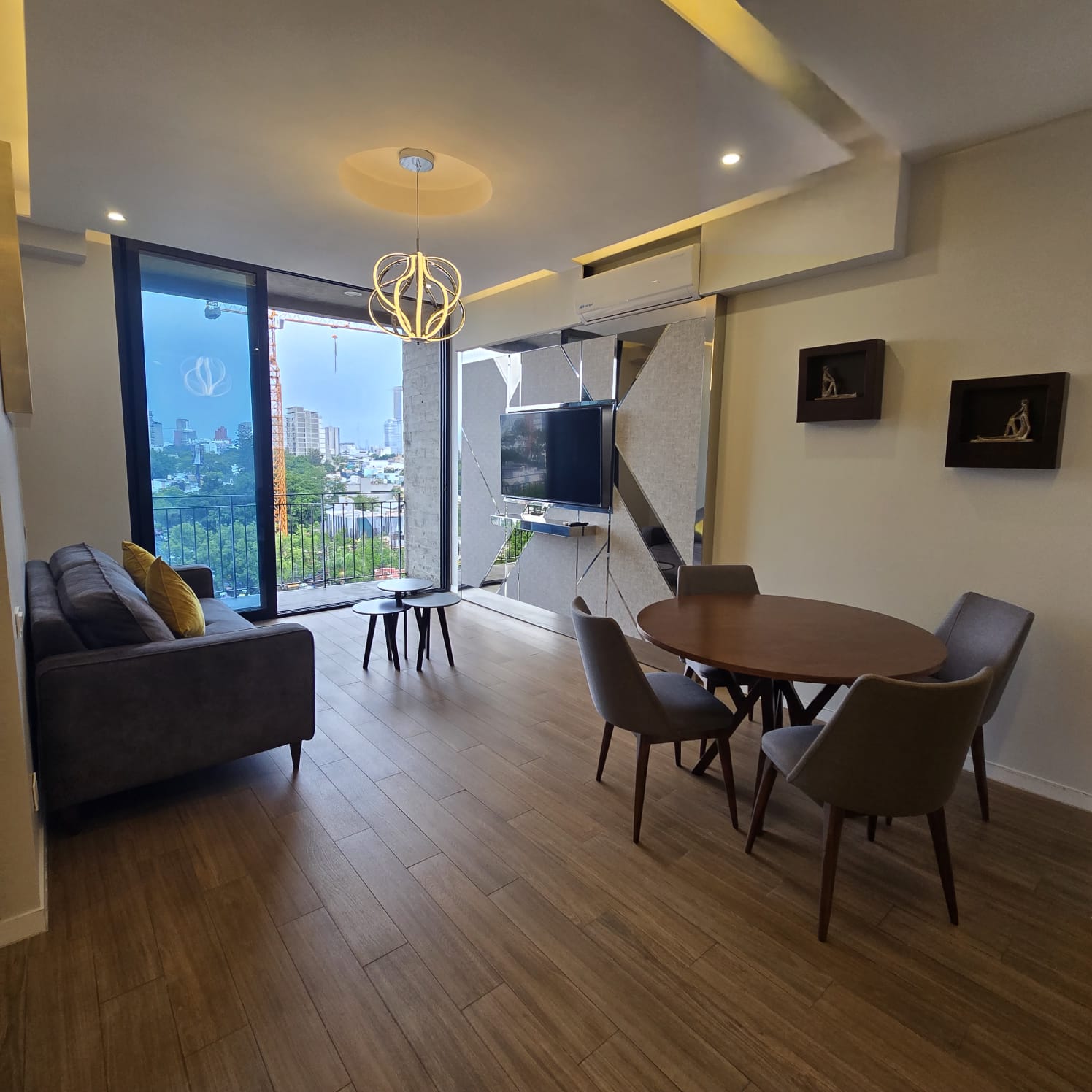 DEPARTAMENTO EN RENTA LUMINA