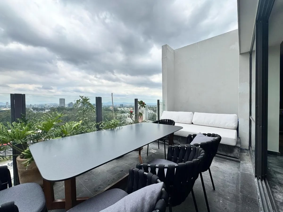 RENTA PENTHOUSE EN LIVIFY en JARDINES UNIVERSIDAD, Zapopan - foto 7 de 8