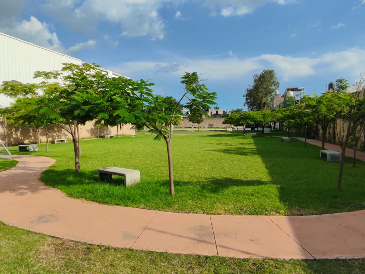 Terreno en Venta  en La Palmira, Zapopan - foto 2 de 13