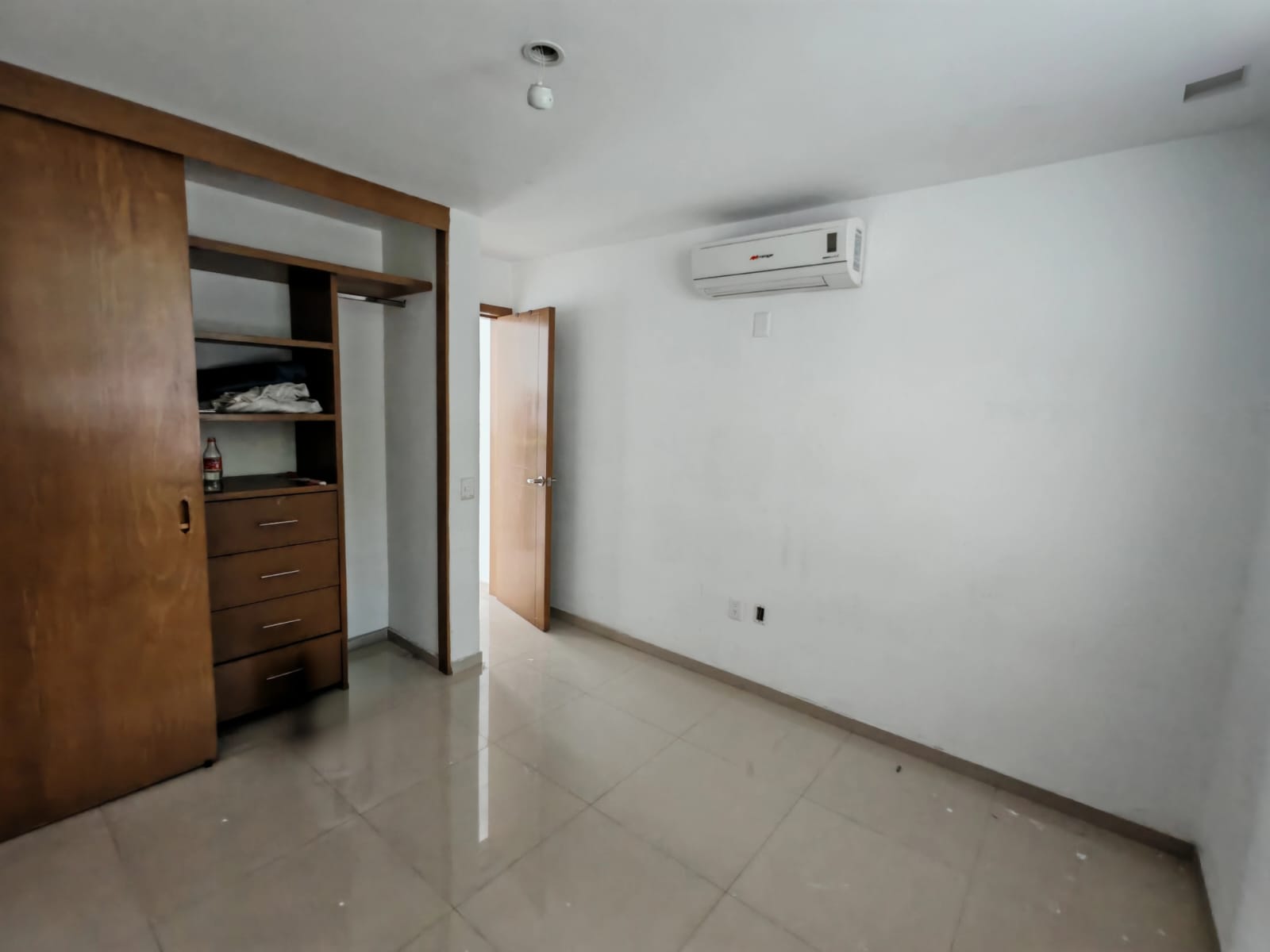 Casa en RENTA  en JARDINES DEL SUR, Guadalajara - foto 6 de 23