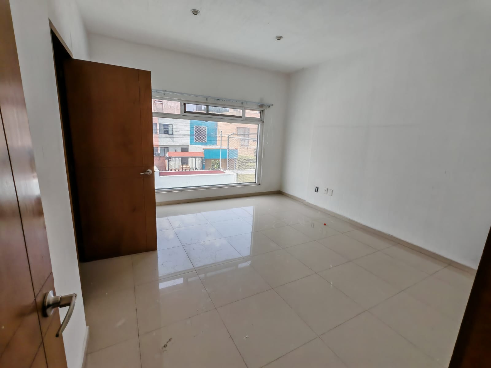 Casa en RENTA  en JARDINES DEL SUR, Guadalajara - foto 4 de 23