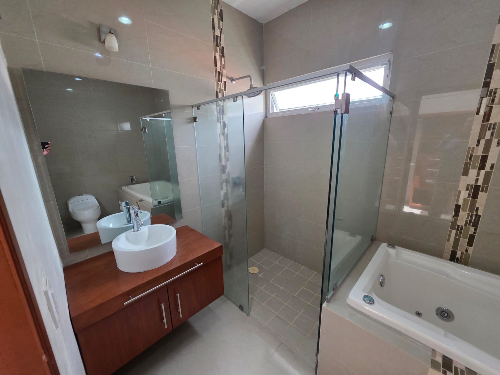 CASA EN VENTA BOSQUES DE SANTA ANITA en BOSQUES DE SANTA ANITA, Tlajomulco de Zúñiga - foto 28 de 35