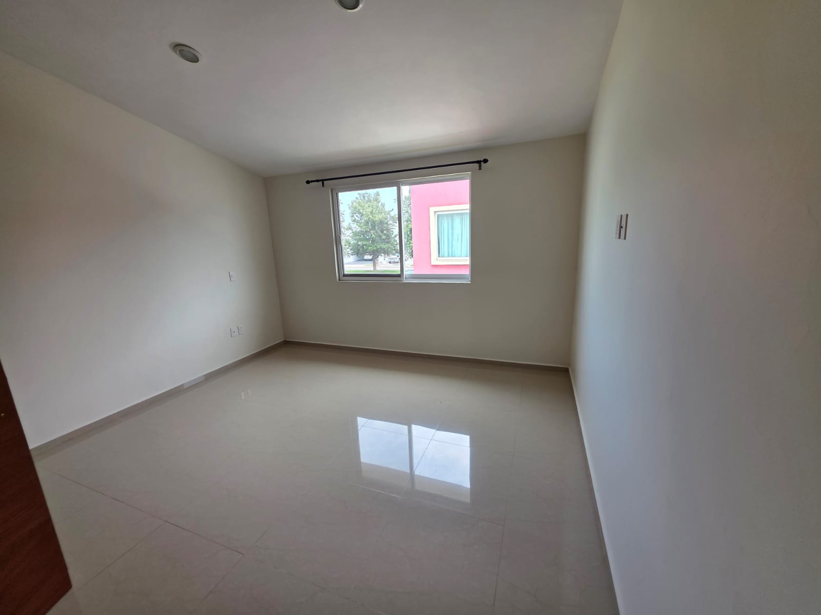 CASA EN VENTA BOSQUES DE SANTA ANITA en BOSQUES DE SANTA ANITA, Tlajomulco de Zúñiga - foto 31 de 35