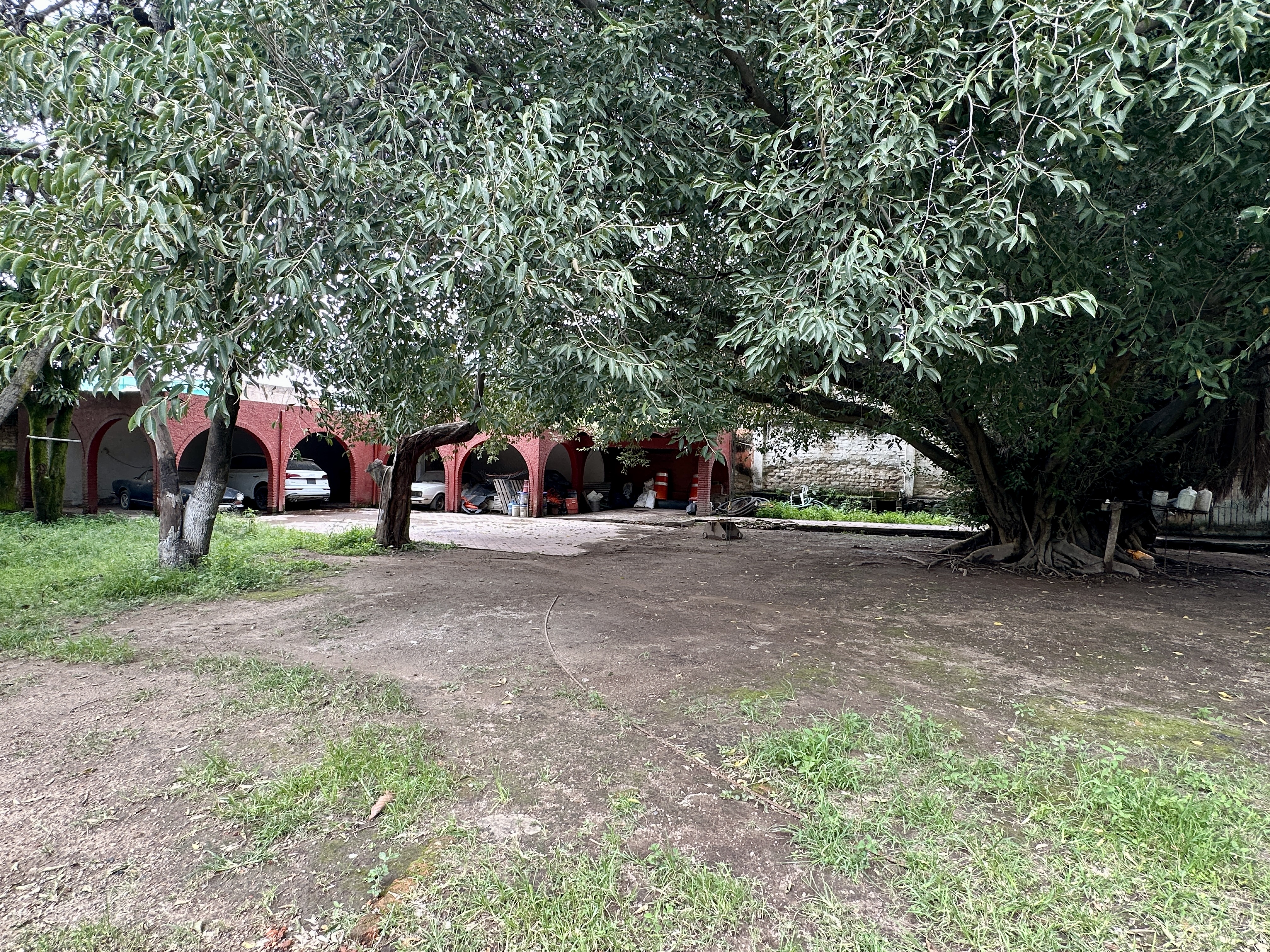 Terreno Ideal Para Desarrollar en Santa Maria Tequepexpan, San Pedro Tlaquepaque en Santa María Tequepexpan, San Pedro Tlaquepaque - foto 3 de 17