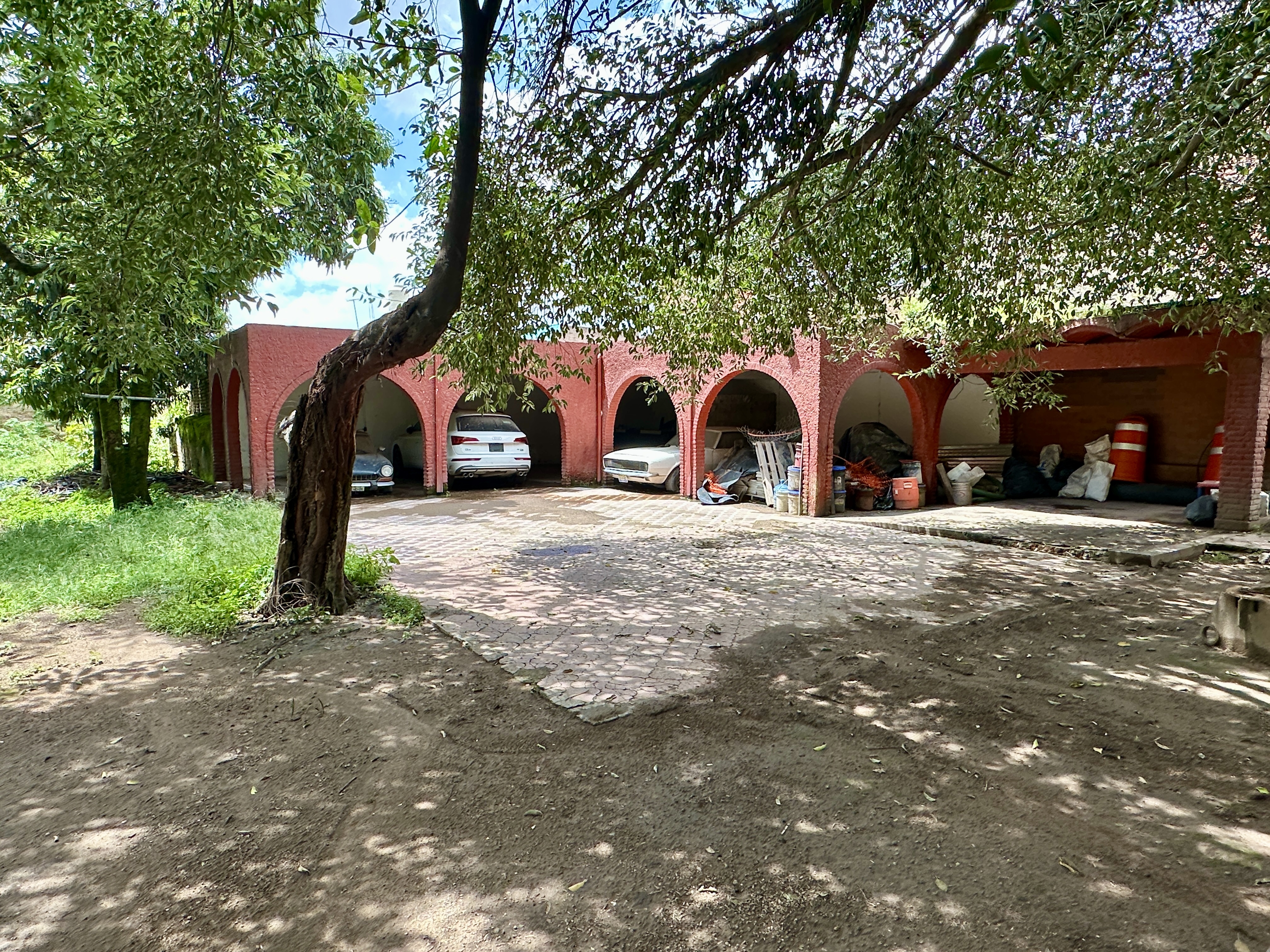 Terreno Ideal Para Desarrollar en Santa Maria Tequepexpan, San Pedro Tlaquepaque