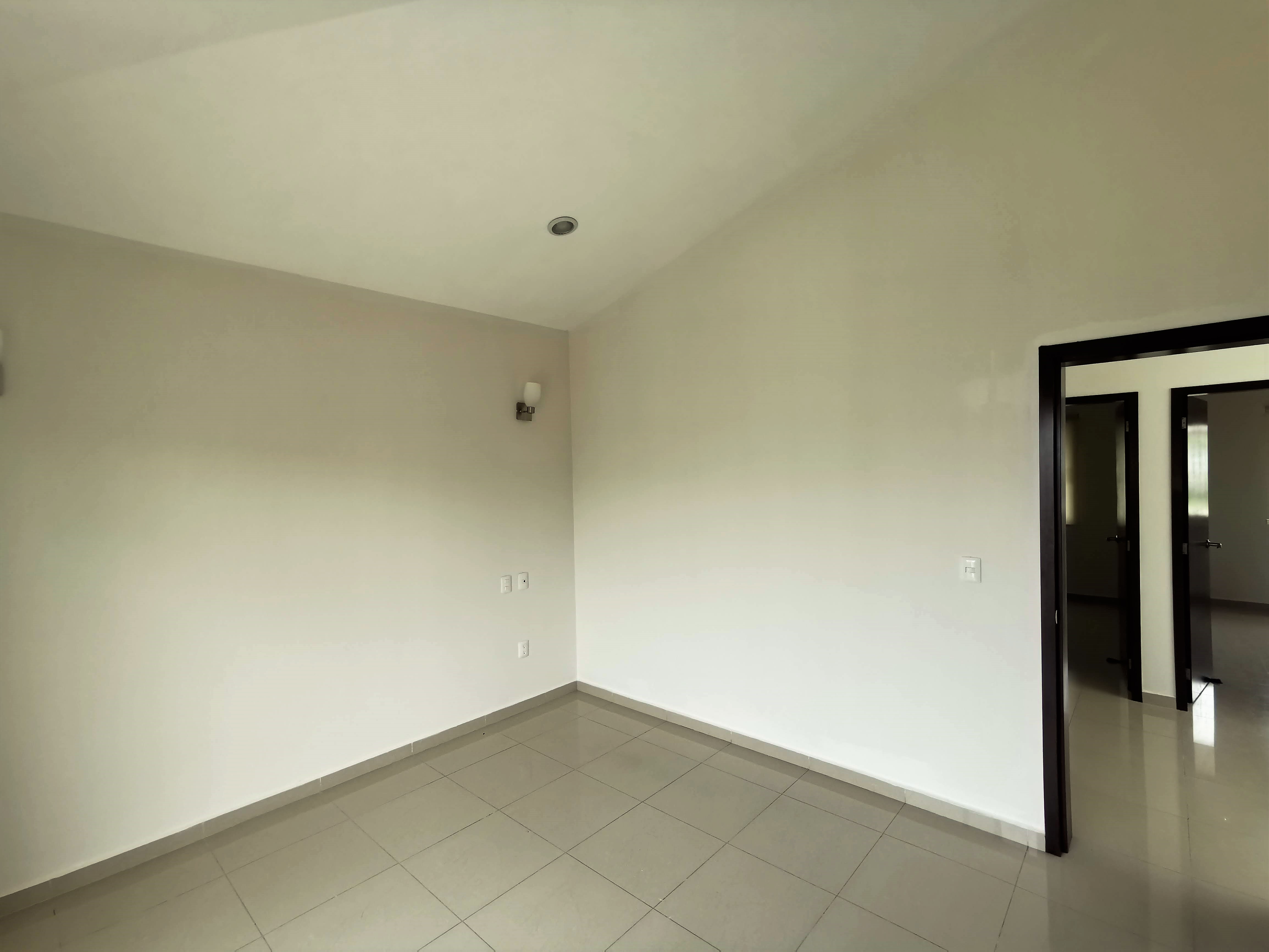 CASA EN VENTA en SAN AGUSTIN, Tlajomulco de Zúñiga - foto 15 de 42