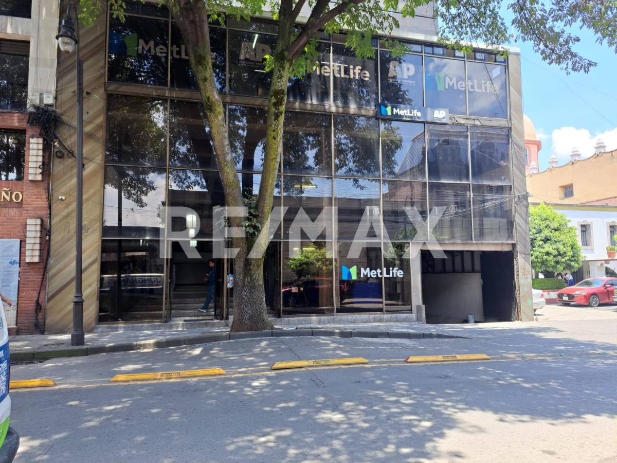 Edificio comercial en renta – Centro de Toluca