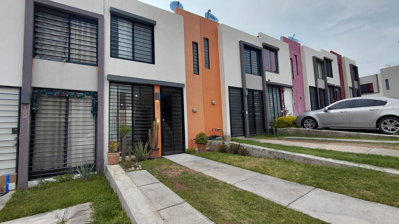 Casa en RENTA 