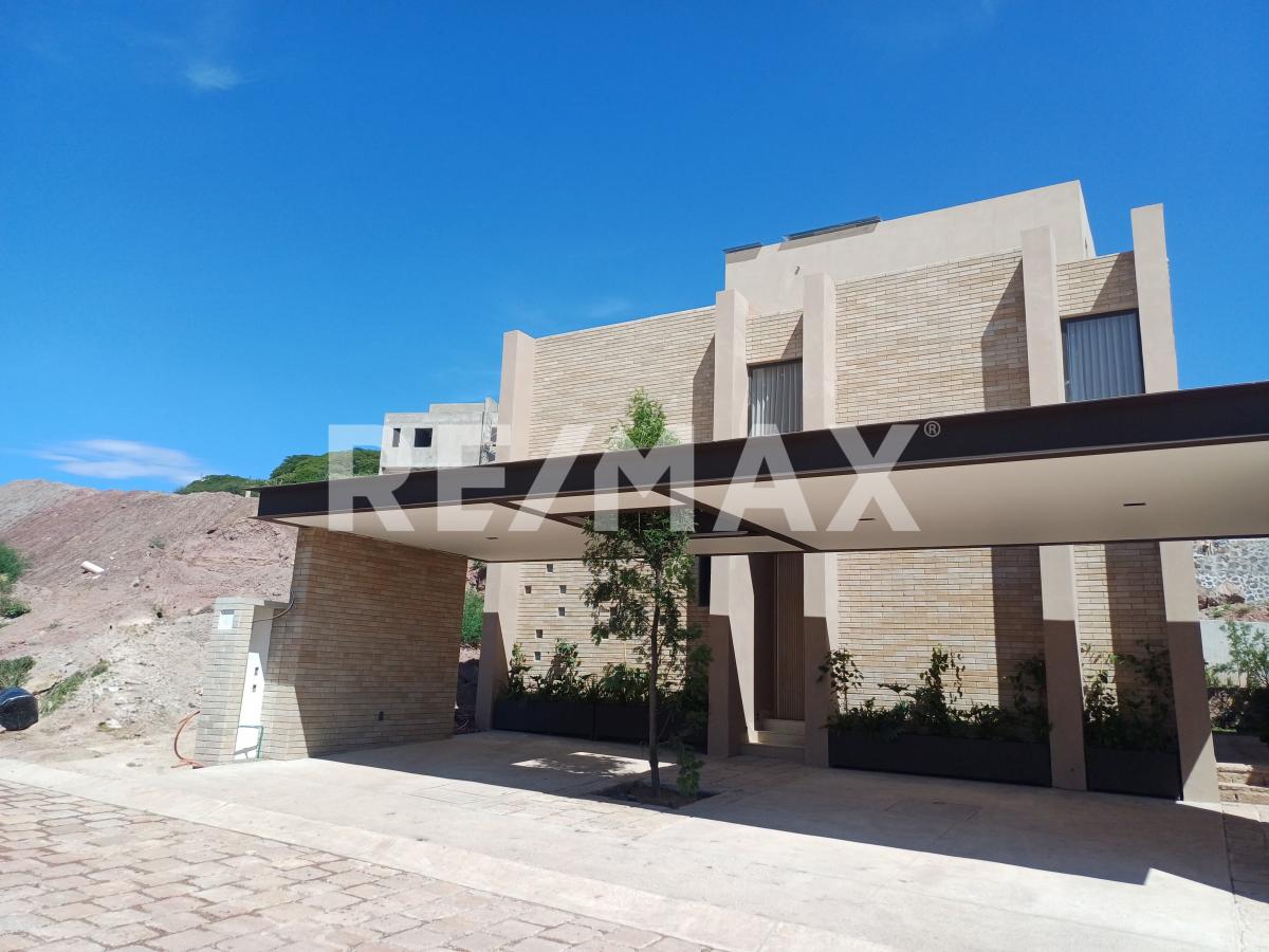Casa en venta en Altozano