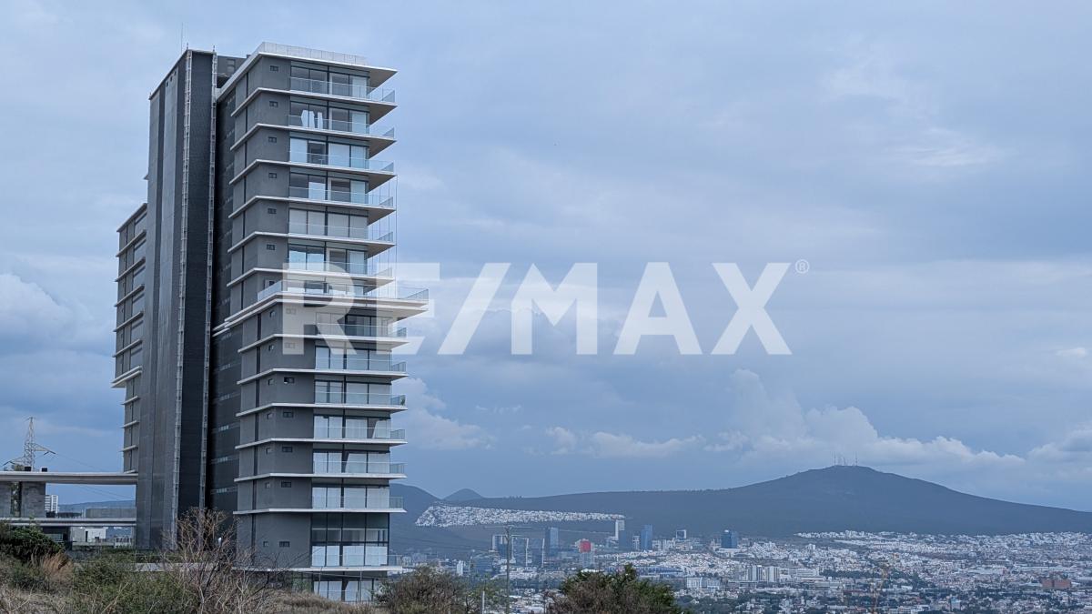 Departamento de lujo en Residencial Amira, Zona Diamante