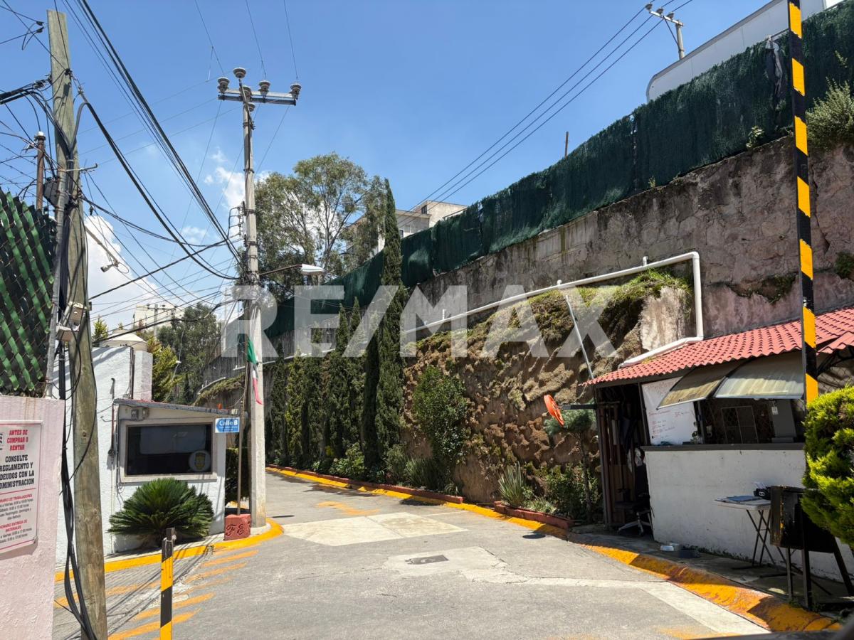 Terreno en Venta en Fraccionamiento Residencial Emperadores Ignacio Zaragoza, Naucalpan de Juarez.