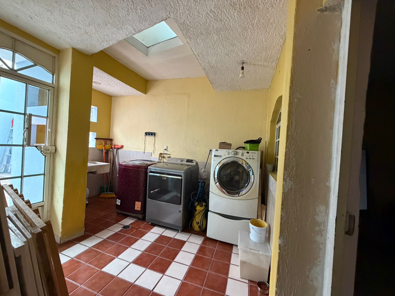 CASA EN VENTA EN TLAQUEPAQUE en LAS HUERTAS, San Pedro Tlaquepaque - foto 7 de 16